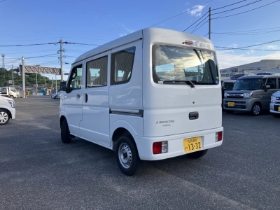 MITSUBISHI MINICAB