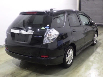 HONDA FIT SHUTTLE