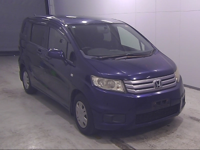 HONDA FREED SPIKE