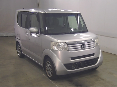 HONDA N BOX +