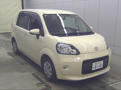 TOYOTA PORTE