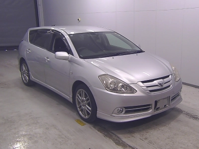 TOYOTA CALDINA