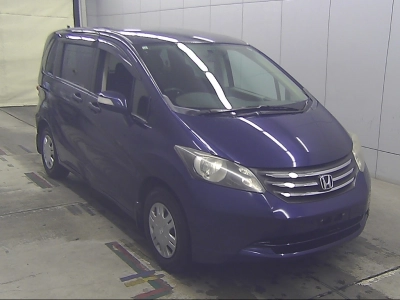 HONDA FREED