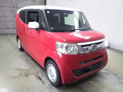 HONDA N-BOX SLASH