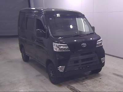 TOYOTA PIXIS VAN