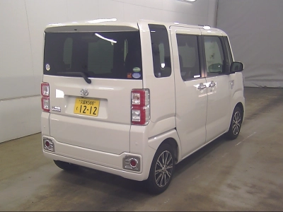 TOYOTA PIXIS MEGA