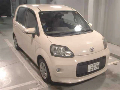 TOYOTA PORTE