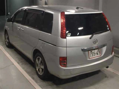 TOYOTA ISIS