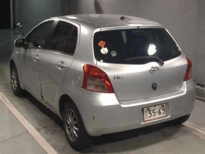 TOYOTA VITZ