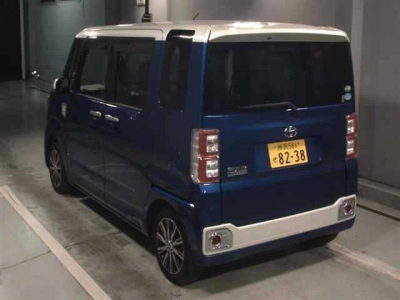 TOYOTA PIXIS MEGA
