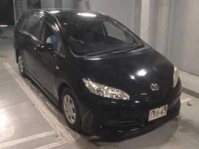 TOYOTA WISH
