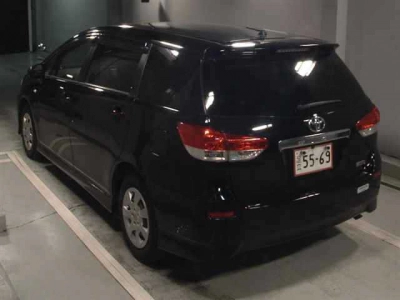 TOYOTA WISH