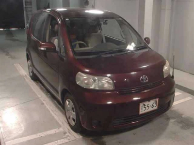 TOYOTA PORTE