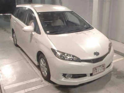 TOYOTA WISH