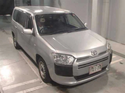 TOYOTA SUCCEED VAN