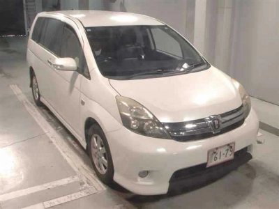TOYOTA ISIS