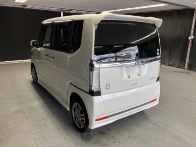 HONDA N BOX CUSTOM