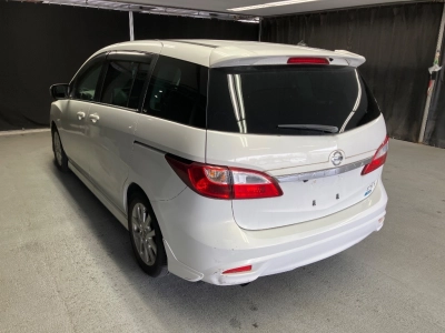 NISSAN LAFESTA