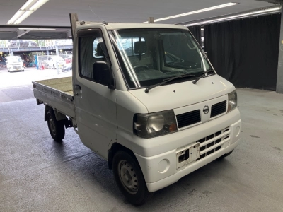 NISSAN CLIPPER TRUCK