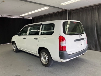 TOYOTA SUCCEED WAGON