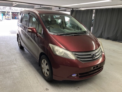 HONDA FREED