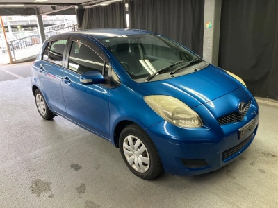 TOYOTA VITZ