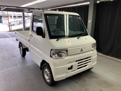 MITSUBISHI MINICAB TRUCK