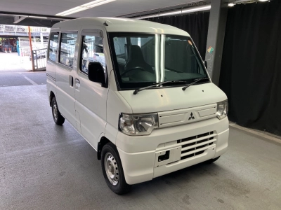 MITSUBISHI MINICAB