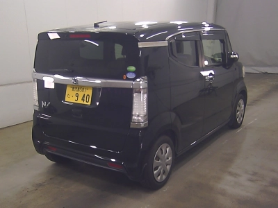 HONDA N-BOX SLASH