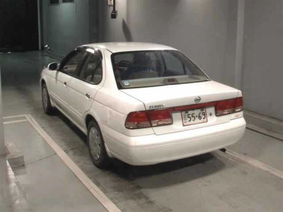 NISSAN SUNNY