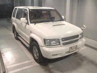ISUZU BIGHORN