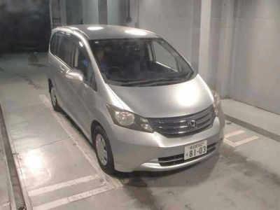 HONDA FREED