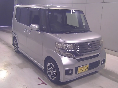 HONDA N BOX +