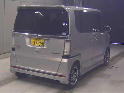 HONDA N BOX +