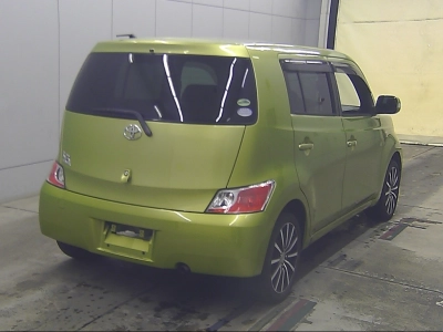 TOYOTA BB