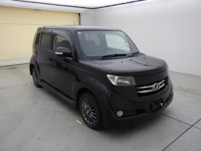 TOYOTA BB