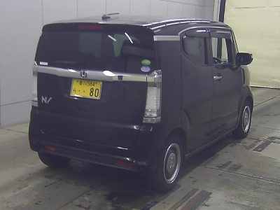 HONDA N-BOX SLASH