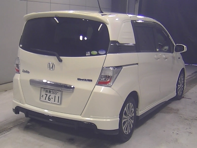 HONDA FREED SPIKE