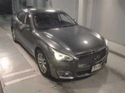 NISSAN FUGA