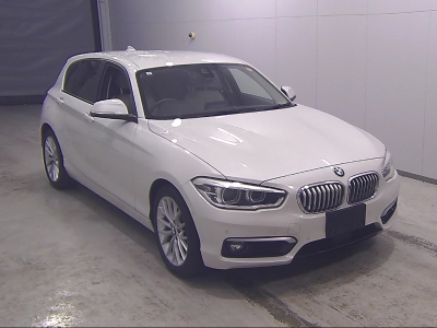 BMW 1 SERIES