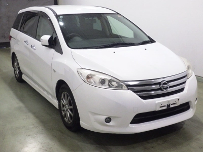 NISSAN LAFESTA