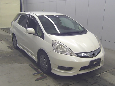 HONDA FIT SHUTTLE