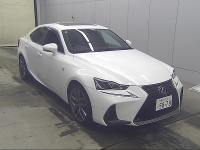 LEXUS IS