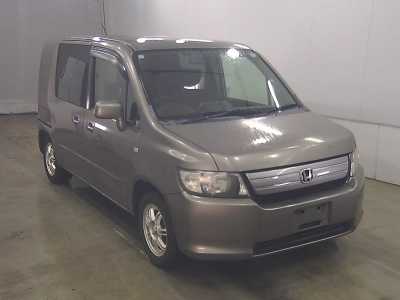 HONDA MOBILIO SPIKE