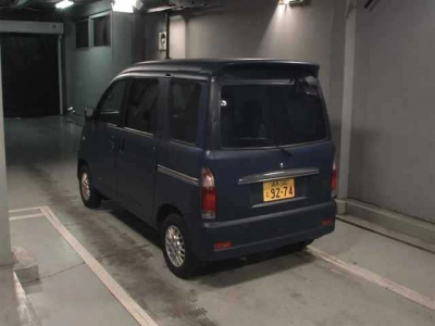 DAIHATSU ATRAI WAGON