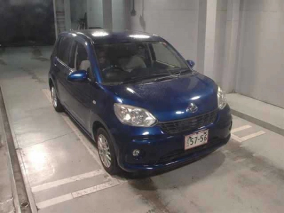 DAIHATSU BOON