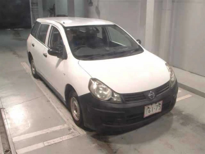 NISSAN AD VAN