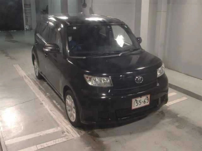 TOYOTA BB