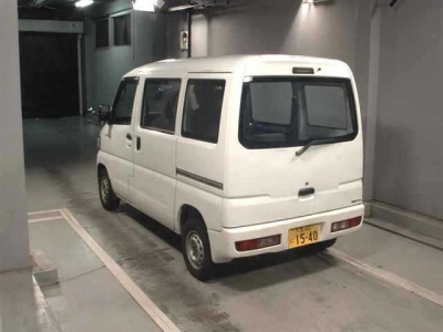 NISSAN CLIPPER VAN