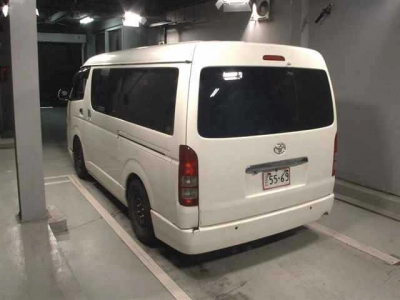 TOYOTA REGIUS ACE